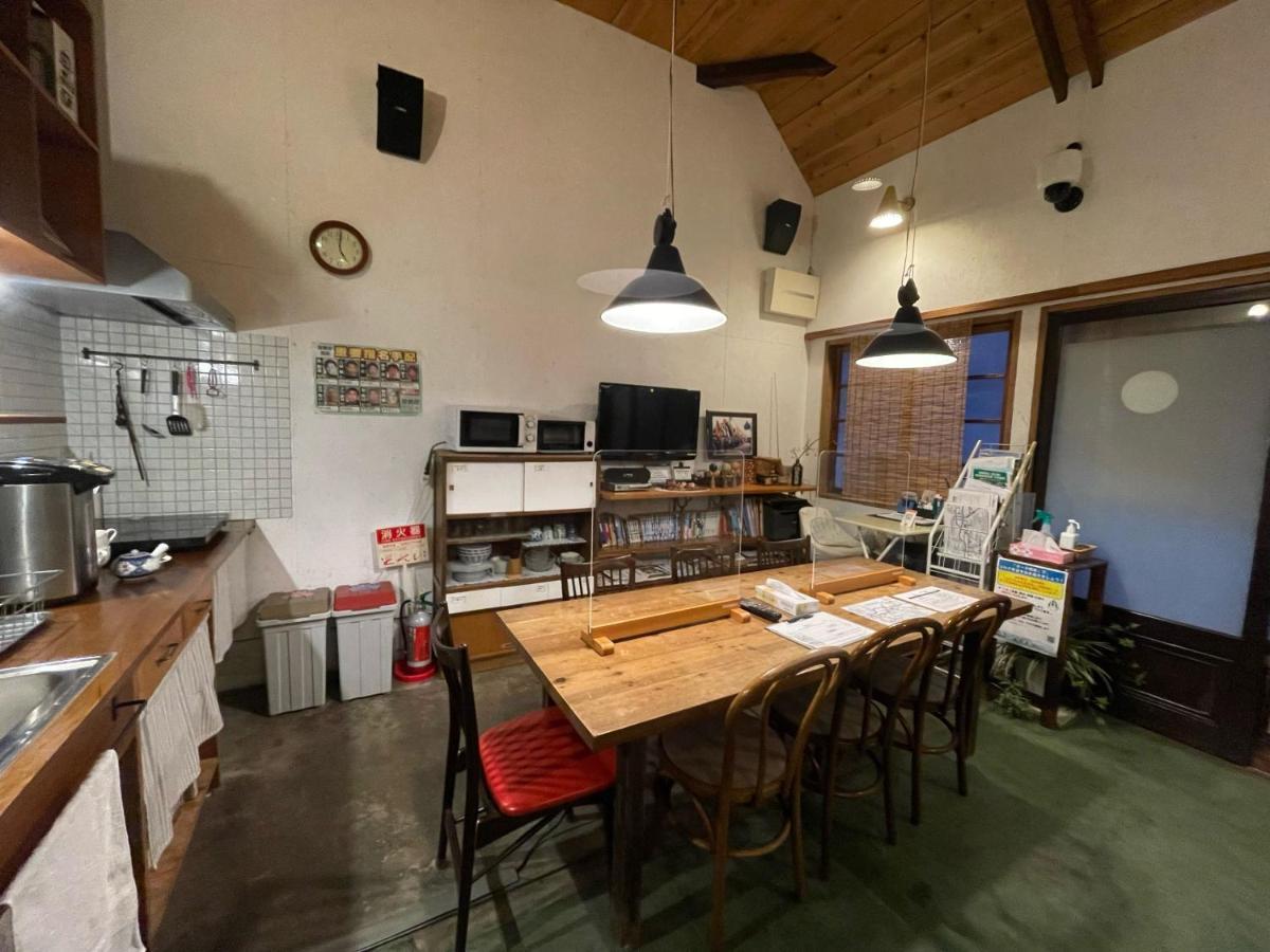 Guesthouse Anthut Shirakawa  Exterior photo